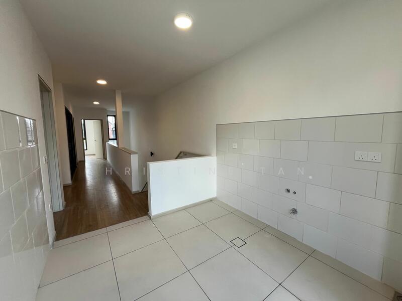 For Rent - 2-storey Terrace House at Elmina