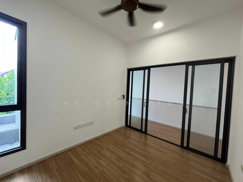 For Rent - 2-storey Terrace House at Elmina