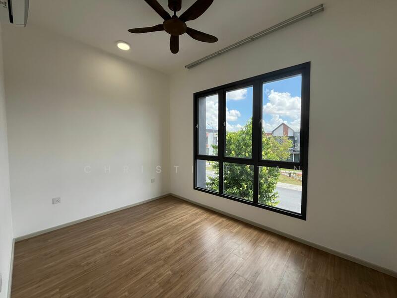 For Rent - 2-storey Terrace House at Elmina