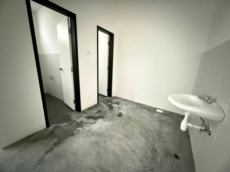 For Rent - Shop / Office at Eco Botanic