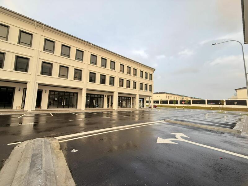 For Rent - Shop / Office at Eco Botanic