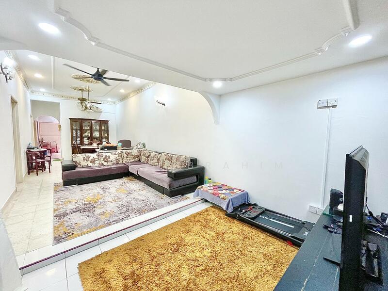 For Sale - Taman Mawar (Kinrara 5)