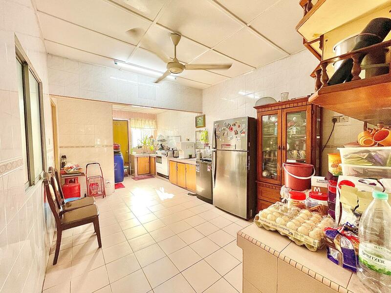 For Sale - Taman Mawar (Kinrara 5)