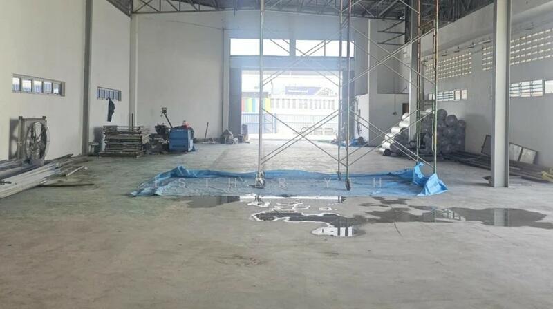 For Rent - Semi Detached Factory at Bukit Minyak 18955sqft