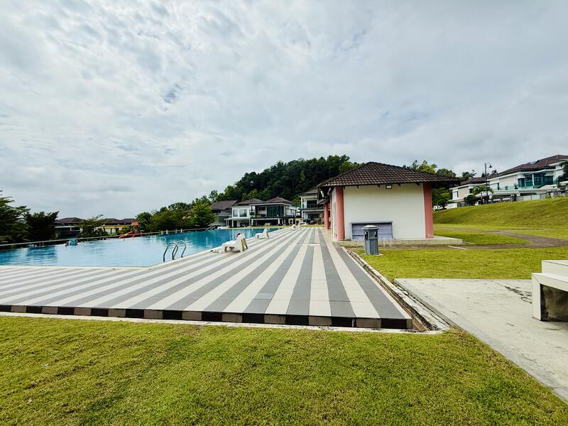 For Sale - Damai Gayana