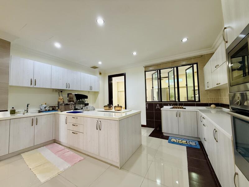 For Sale - Damai Gayana