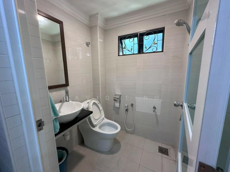 3-storey Terraced House for Sale in Lake Fields (Sungai Besi) - David Ting - PropertyGuru.com.my