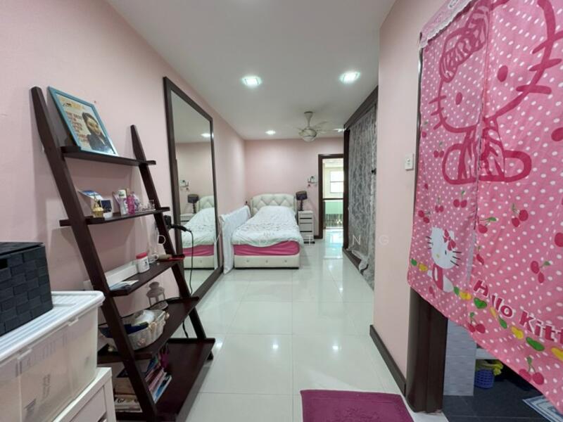3-storey Terraced House for Sale in Lake Fields (Sungai Besi) - David Ting - PropertyGuru.com.my