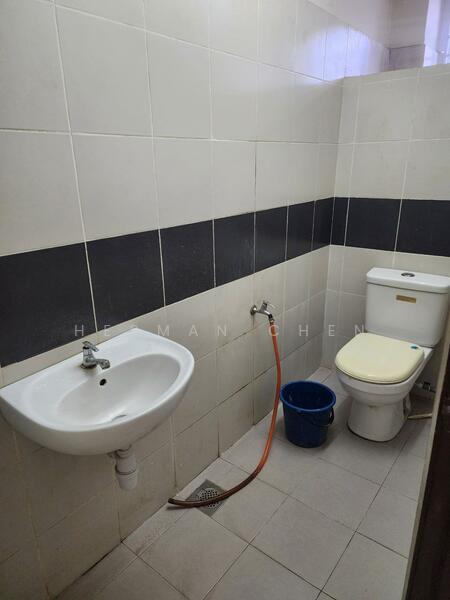 For Rent - Taman Desa Cemerlang Shoplot For Rent (Ground Floor)