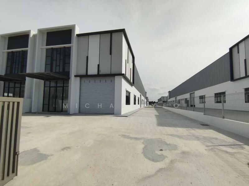 For Rent - Eco Busiess Park 1, Ecos Busiess Parks 1