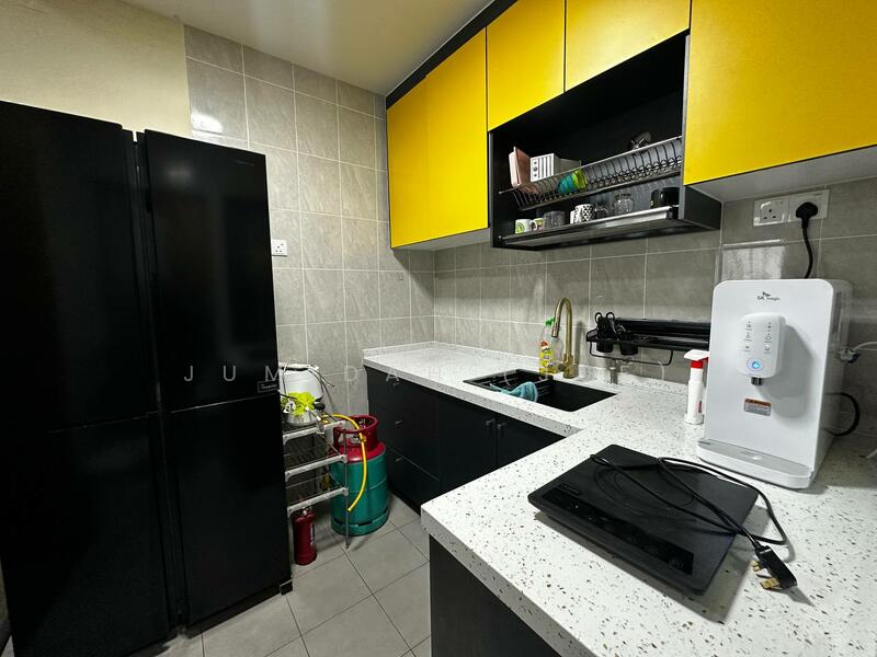 A beautiful, cozy fully furnished unit for rent. Ready to move in❗️