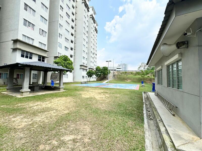 Pangsapuri Alpinia, Taman D'Alpinia, Puchong