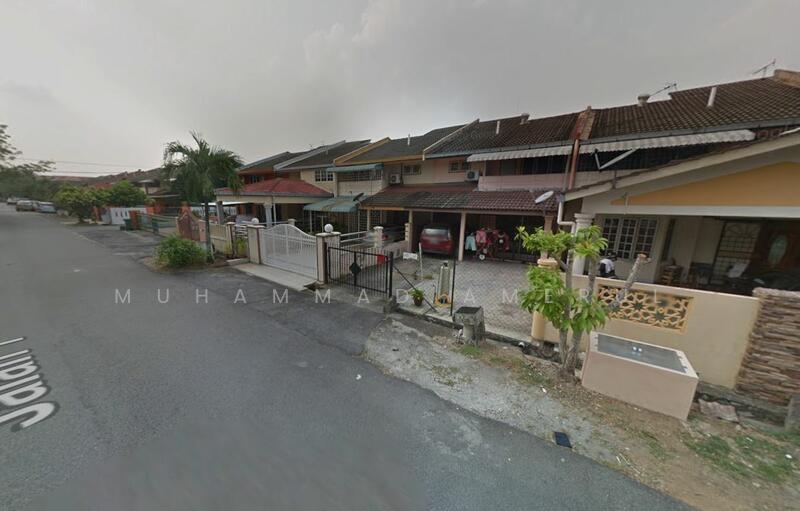 For Rent - Double Storey Taman Kembangsari Seri Kembangan Near MRT