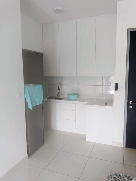 For Rent - Traders Park