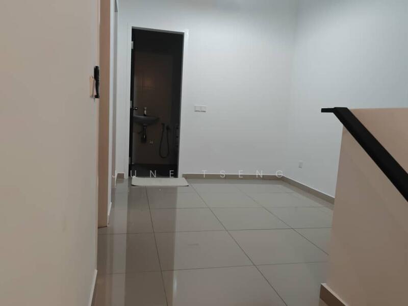 For Rent - Eco Botanic