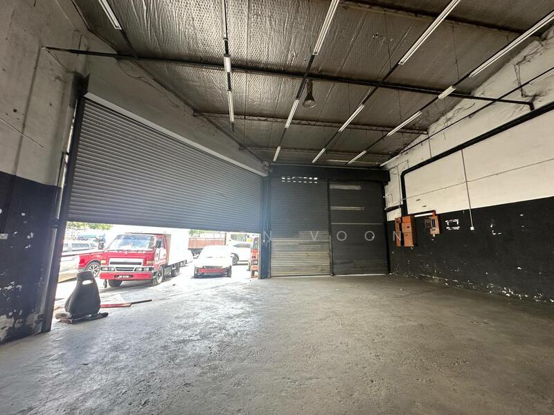 For Rent - Pandan Corner factory 1.5 storey terrace factory / link factory