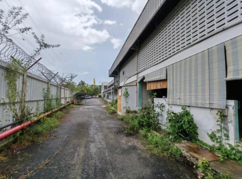 For Rent - 151380 sqft Detached Factory for Rent