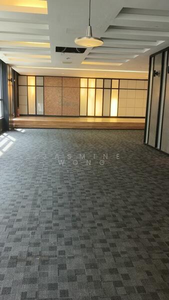 For Rent - Shop / Office at Lake Fields