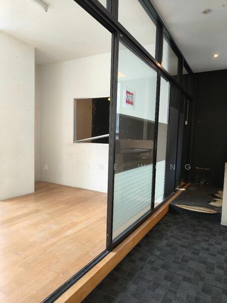 For Rent - Shop / Office at Lake Fields