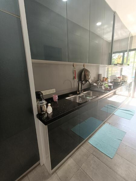 For Sale - 3-storey Terraced House at Taman Tasik Pinggiran