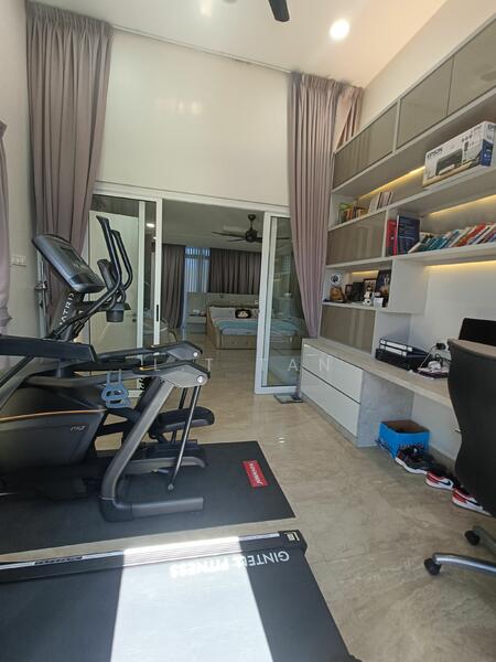 For Sale - 3-storey Terraced House at Taman Tasik Pinggiran