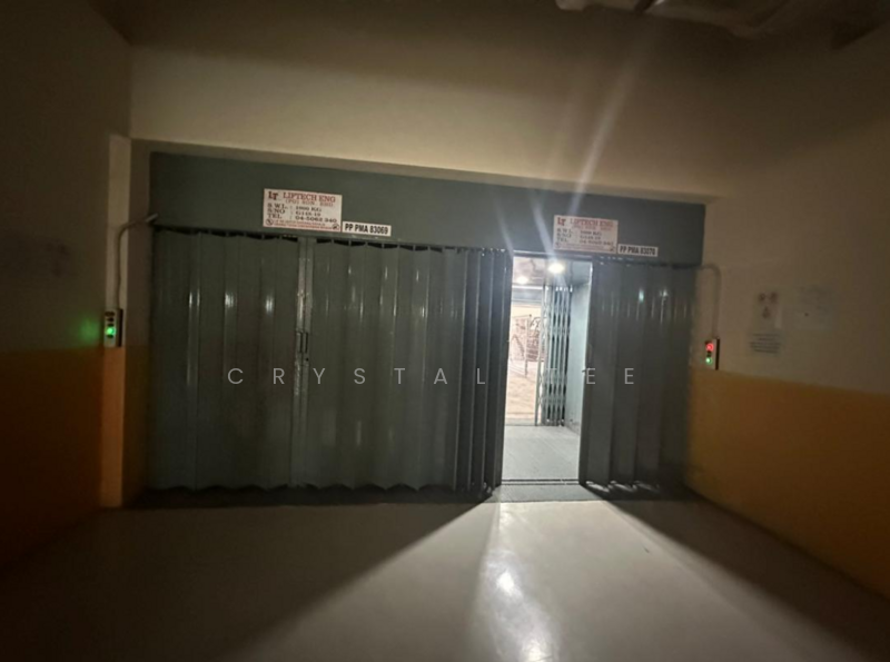 Untuk Dijual - 2 Building combined Factory For Sale At Perai Nagasari