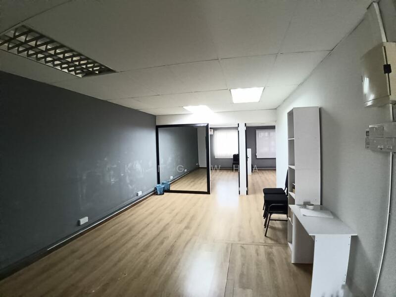 For Rent - wangsa setia 1st floor office . wangsa maju . level 2 and 3