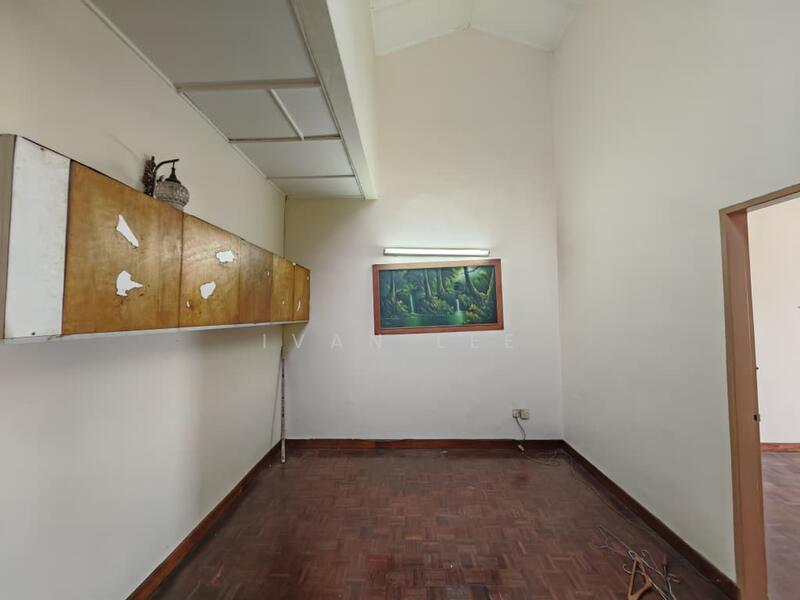 Untuk Dijual - PJ SS2 2-Storey 24ftx80ft Superlink