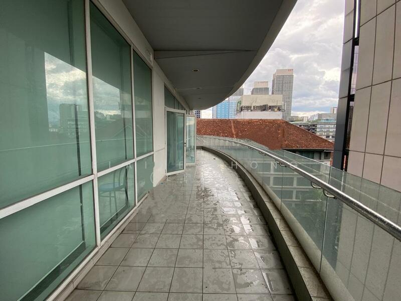 Untuk Disewa - [MRT] Space with balcony