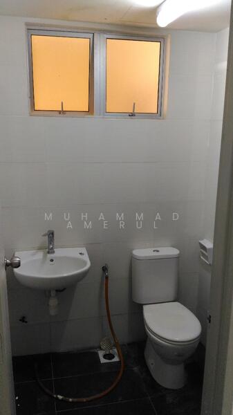 Untuk Disewa - Mutiara Anggerik