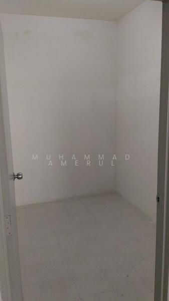 Untuk Disewa - Mutiara Anggerik