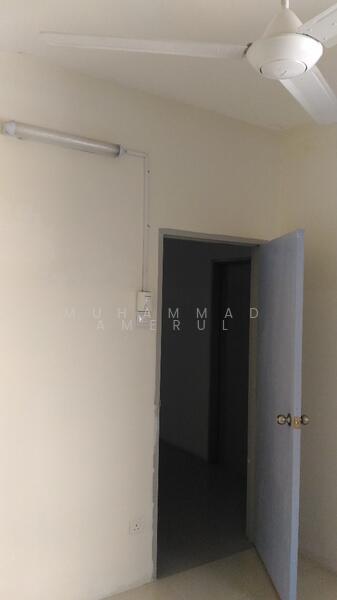 Untuk Disewa - Mutiara Anggerik