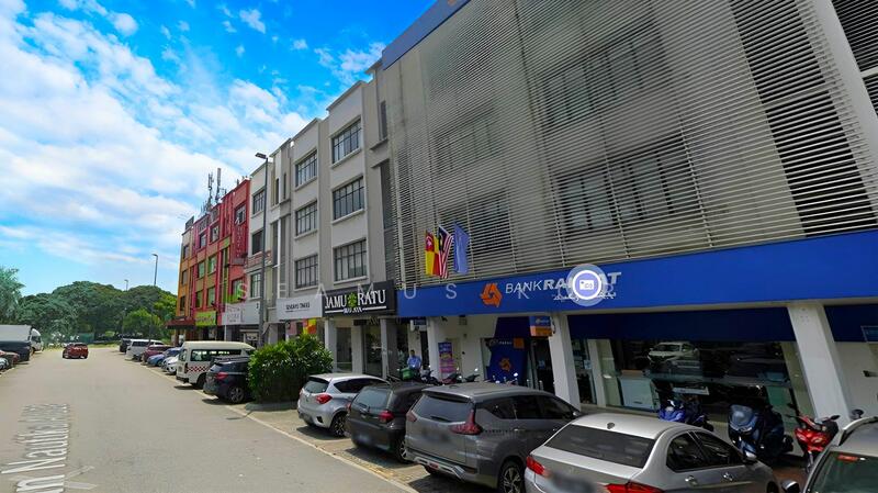 For Rent - ⭐ Suitable for Hotel, Entertainment, Confinement, Education, Healthcare or F&B ⭐