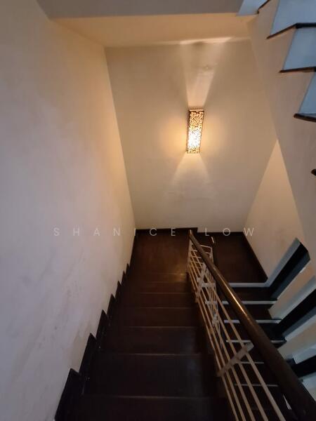 For Sale - Aman Sari 18