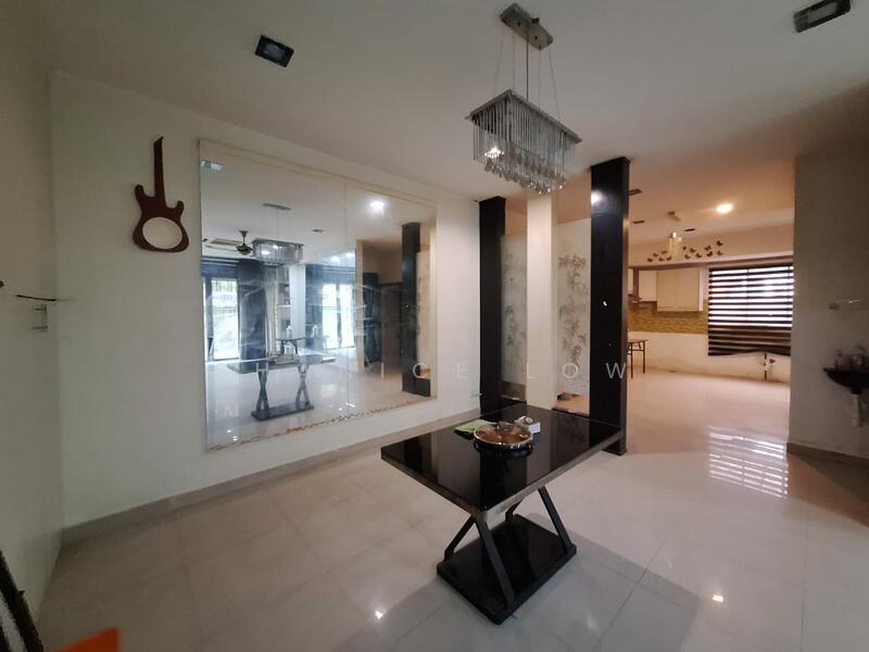 For Sale - Aman Sari 18