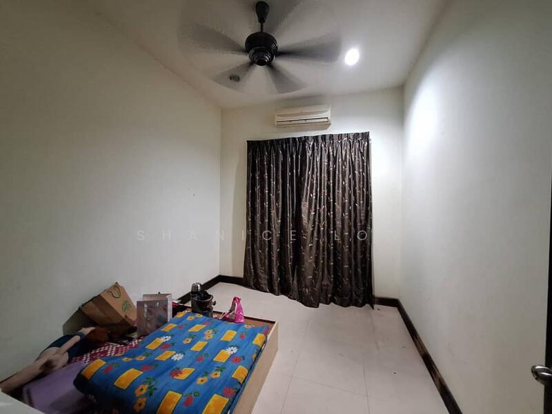 For Sale - Aman Sari 18