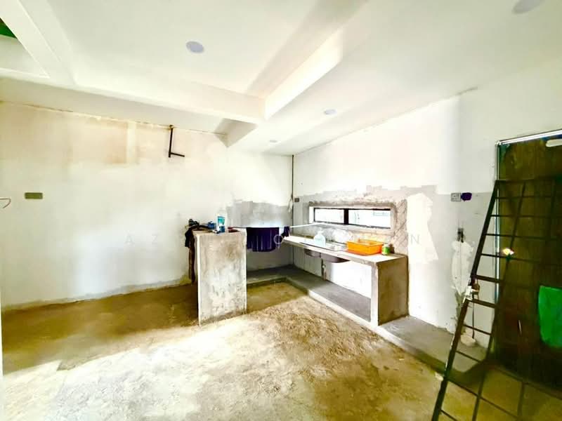 Rumah Teres 1 Tingkat untuk Dijual di Taman Cempaka (Senawang) - Azrul Othman - Kitchen - PropertyGuru.com.my