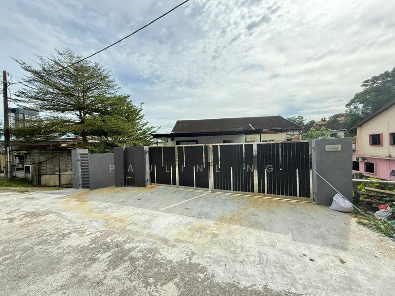 Untuk Dijual - Kampung Bahru