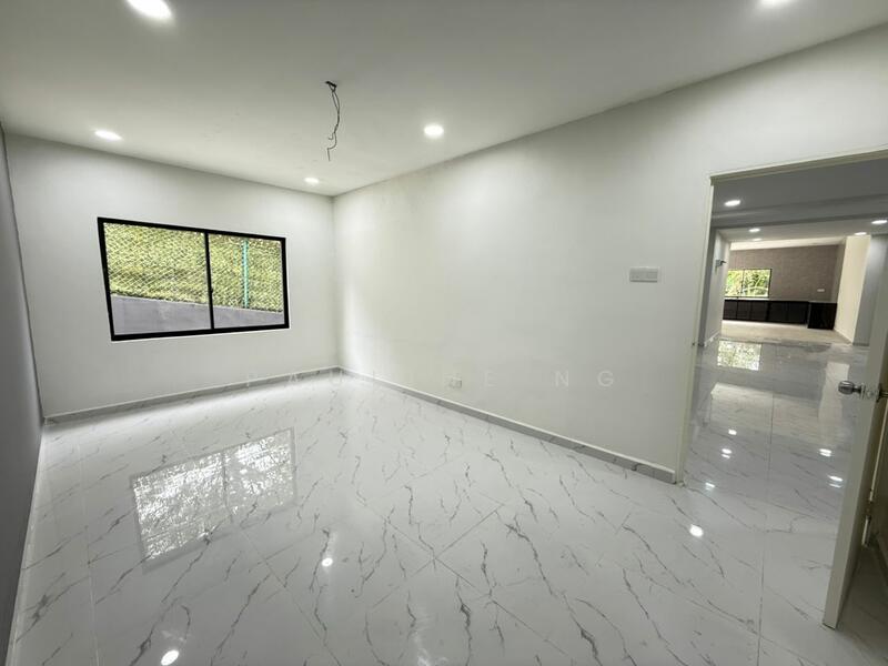 Untuk Dijual - Kampung Bahru