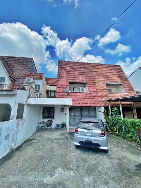 For Sale - 2-storey Terrace House at SS15
