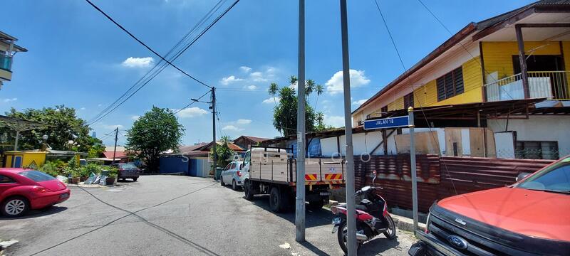 For Sale - Residential Land at Kampung Baru Salak Selatan