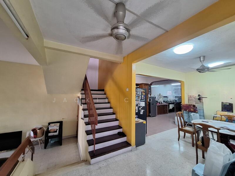 For Sale - 2-storey Terrace House at Happy Garden