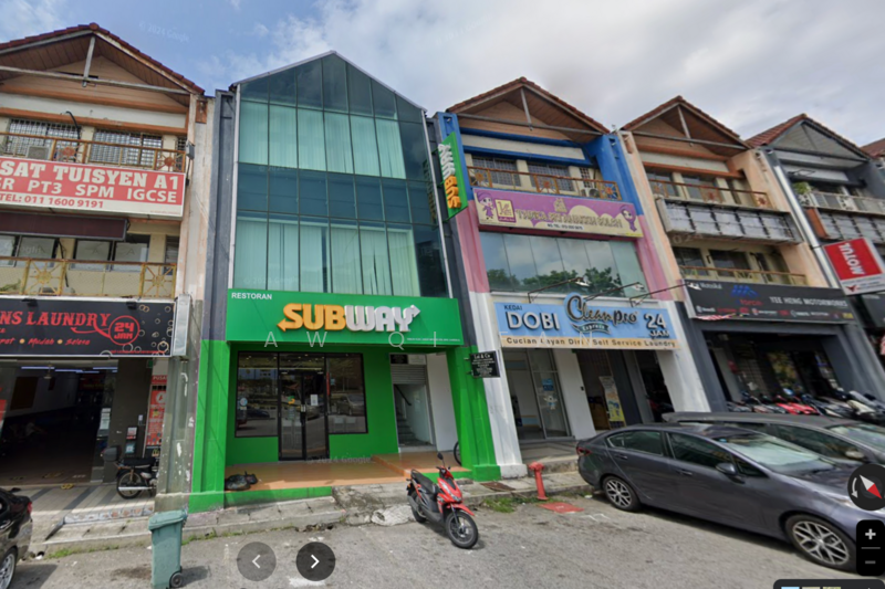 For Rent - Facing Main Road , Taman Equine , Near Mc Donald / Subway / Domino