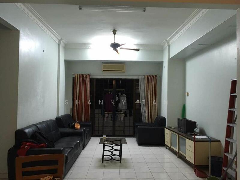 For Sale - Evergreen Park Acorn & Hazel