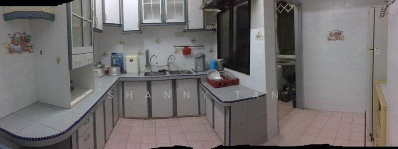 For Sale - Evergreen Park Acorn & Hazel