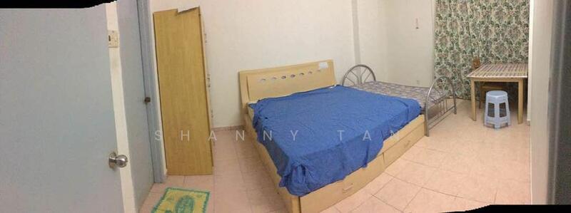 For Sale - Evergreen Park Acorn & Hazel