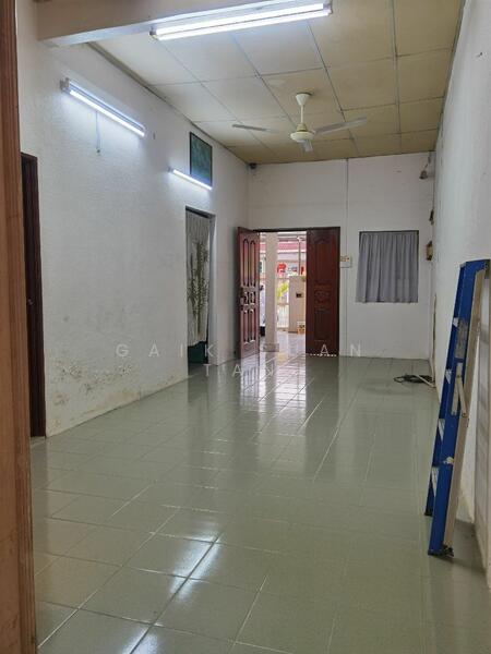 For Sale - 1.5-storey Terraced House at Taman Hye Keat