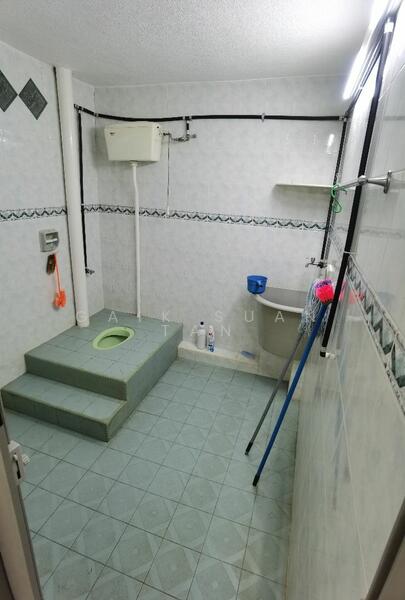 For Sale - 1.5-storey Terraced House at Taman Hye Keat