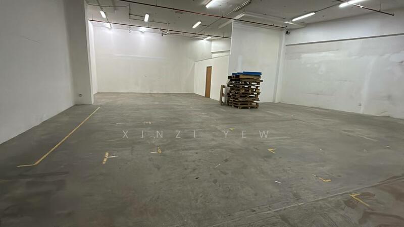 For Rent - Seri Kembangan Multi Storey Warehouse with cargo lifts and container bays