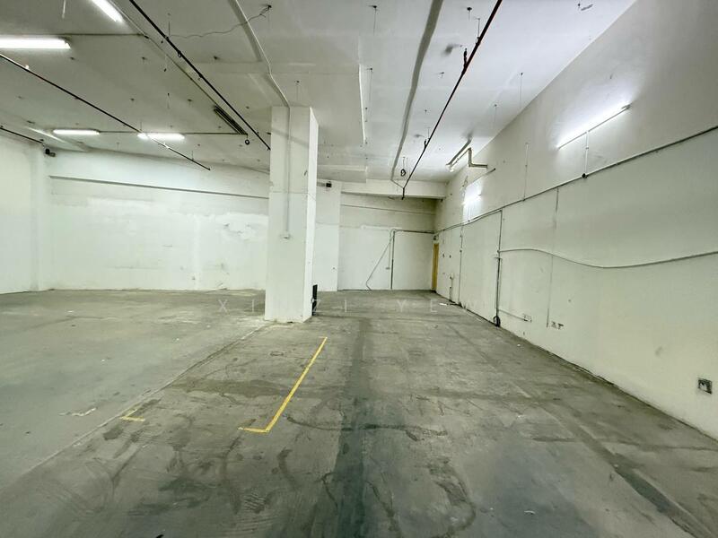 For Rent - Seri Kembangan Multi Storey Warehouse with cargo lifts and container bays